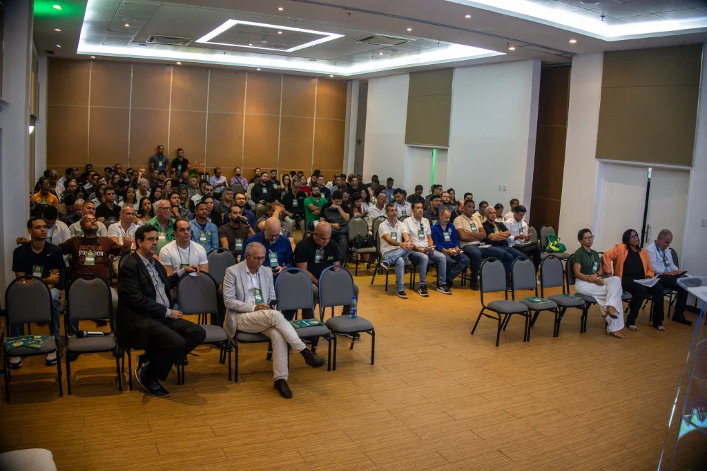 Sucesso absoluto: ABS RoadShow lota auditório em Feira de Santana e impulsiona a economia verde no Recôncavo Baiano